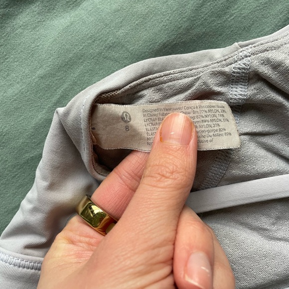 Lululemon crossover sports bra - Picture 3 of 3